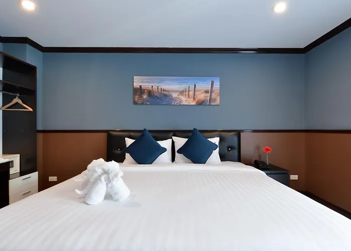 Hotel The Breton Bangkok
